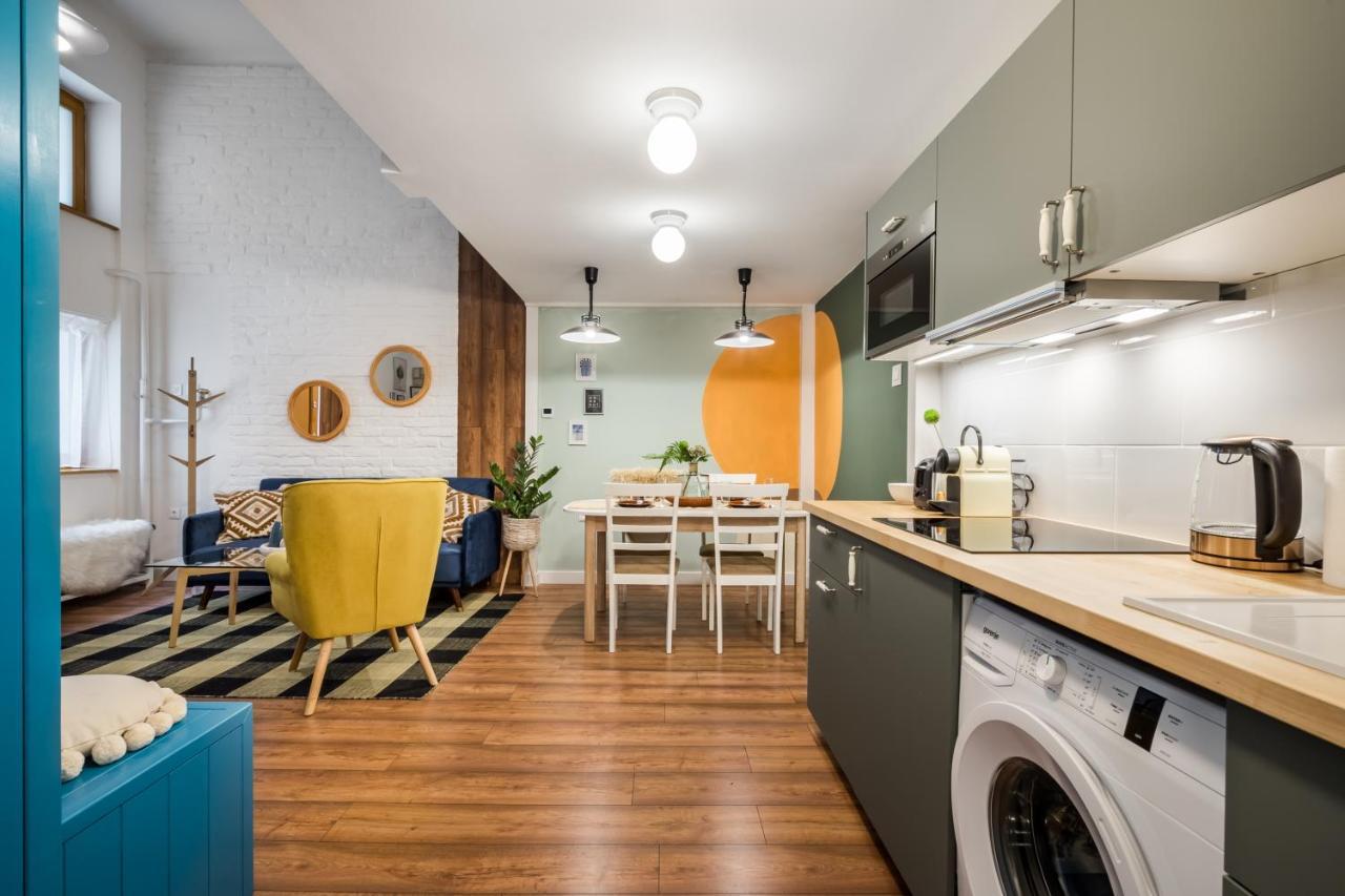 Colorful Designer Home In The Heart Of Budapest Exterior photo